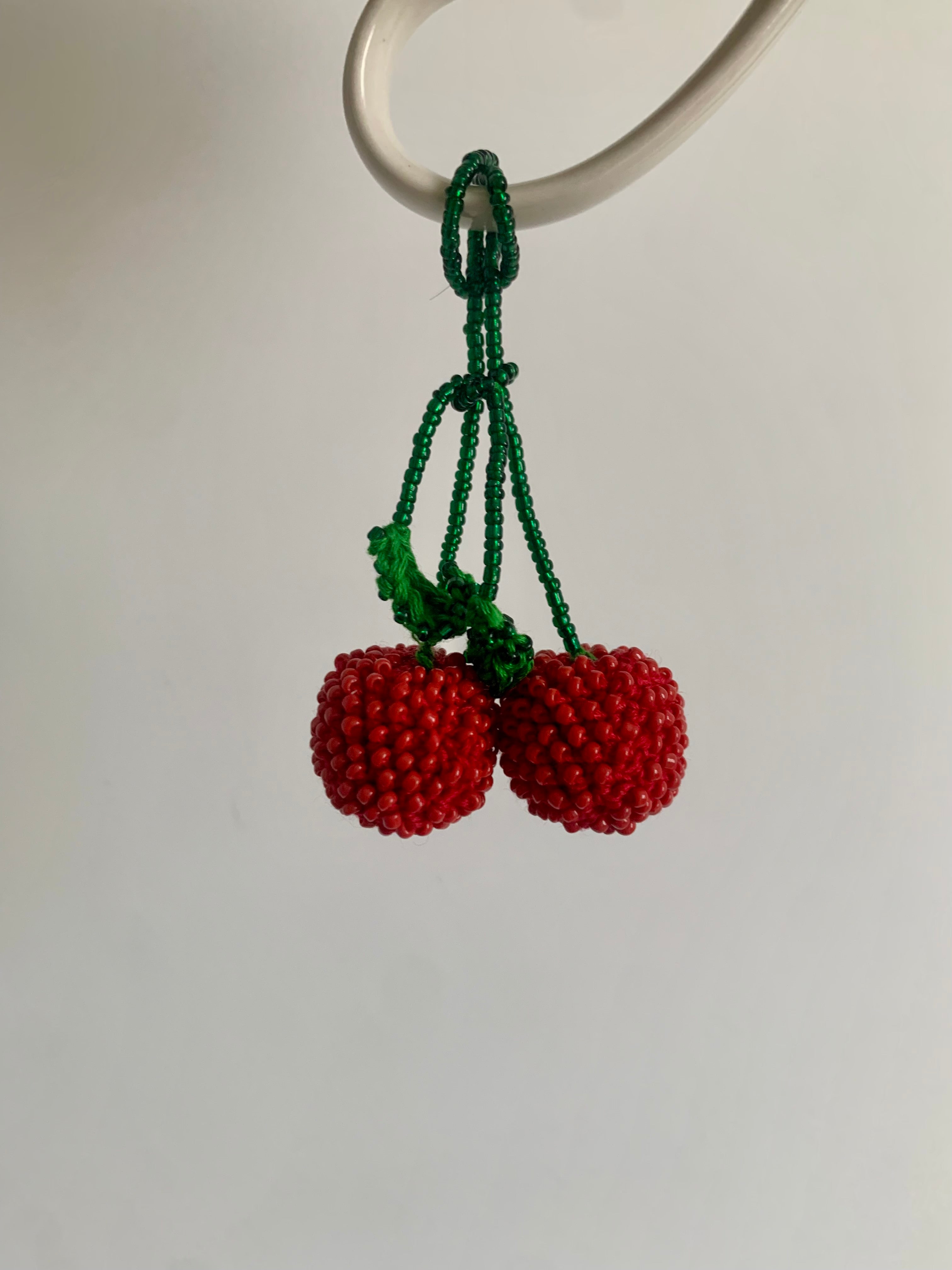 Colgante de cereza para bolso—Atractivo